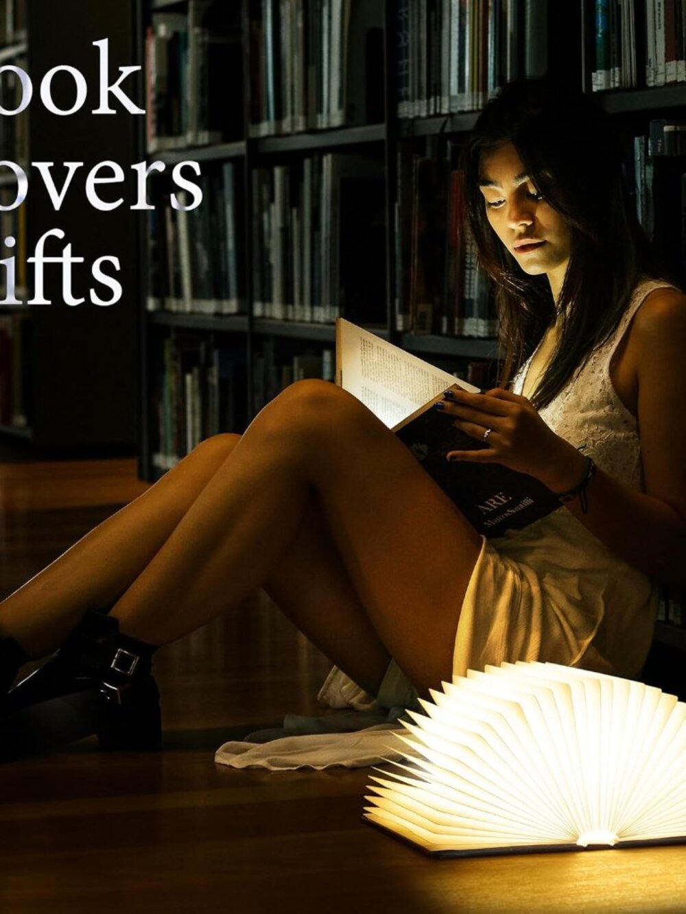 Book Lovers Gifts BookLamp - 5 Color Lights, 1200mah Battery, Foldable Paper Lam - Picture 2 of 9